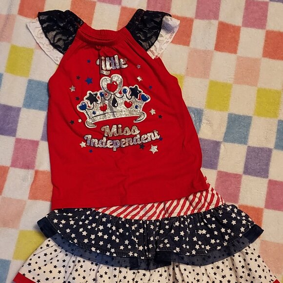Little girls 4th of July outfit Size 3T - Picture 1 of 3